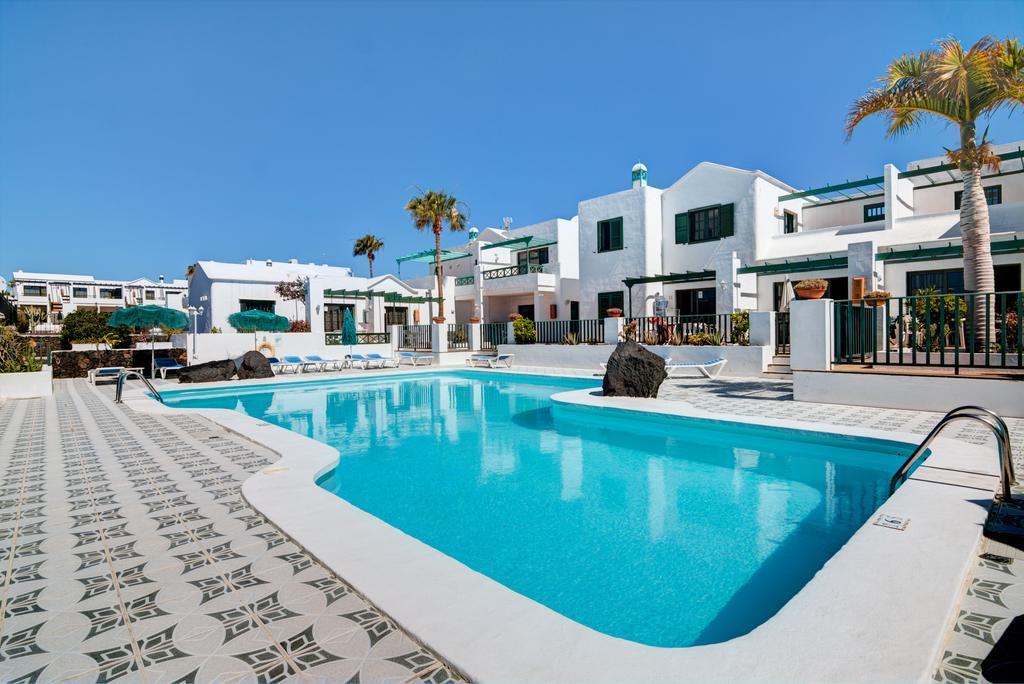Apartamentos Las Acacias Puerto del Carmen  Esterno foto