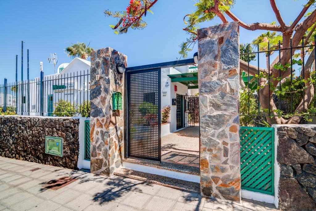 Apartamentos Las Acacias Puerto del Carmen  Esterno foto