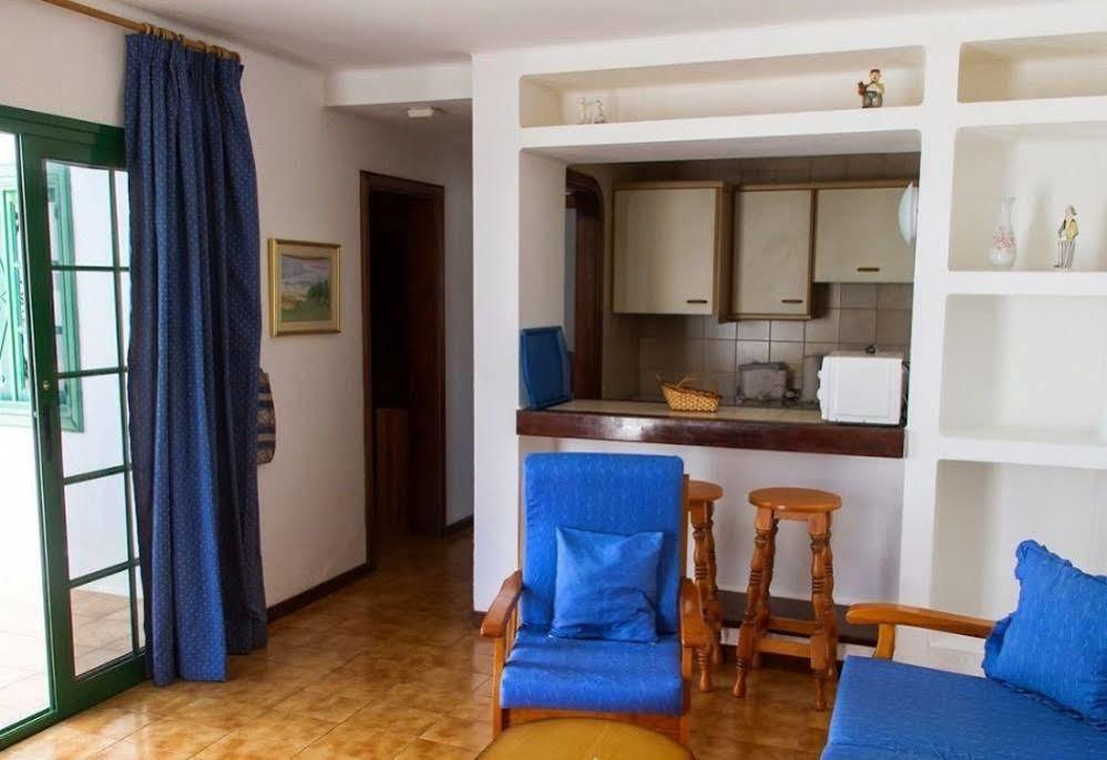 Apartamentos Las Acacias Puerto del Carmen  Esterno foto