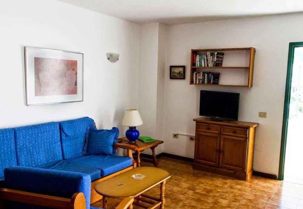 Apartamentos Las Acacias Puerto del Carmen  Esterno foto
