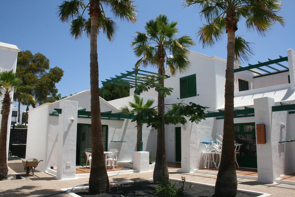 Apartamentos Las Acacias Puerto del Carmen  Esterno foto