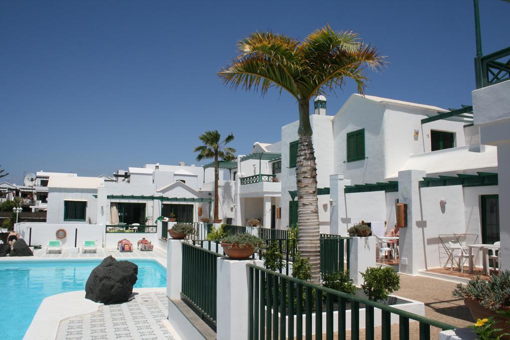Apartamentos Las Acacias Puerto del Carmen  Esterno foto