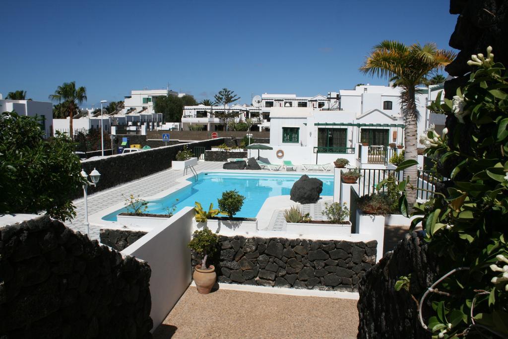 Apartamentos Las Acacias Puerto del Carmen  Esterno foto